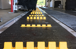 Easy Glide Belt System Easy self loading belt system